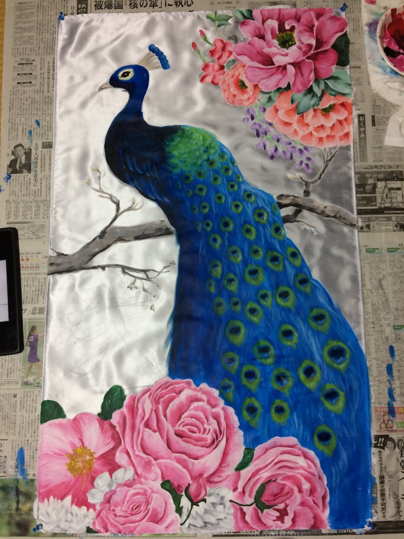 高校体育祭の応援団の法被に絵を描きました 孔雀と牡丹図 似顔絵通販ヒロノブニガオエヤ